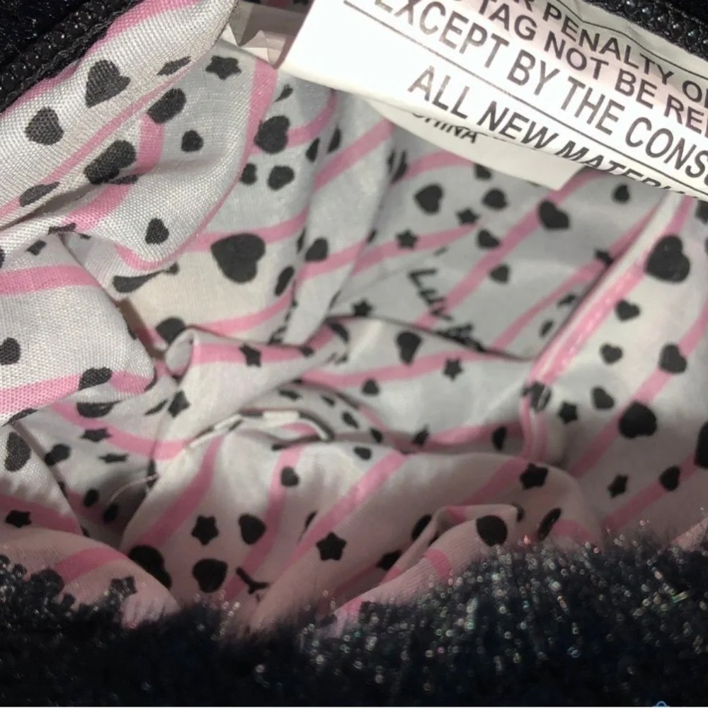 ✨ Host Pick ✨ NWOT Discontinued Betsey Johnson Cat Backpack - w/Lip Zipper Charm